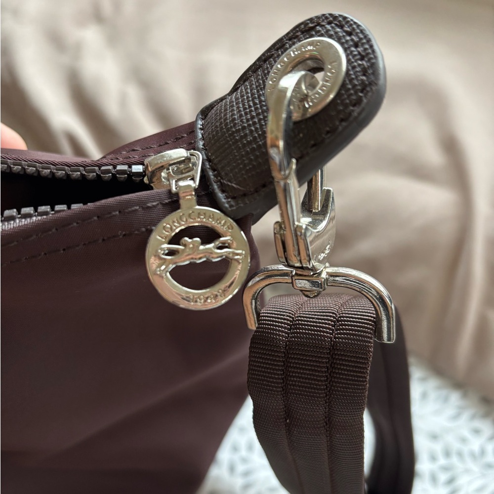 Longchamp brown zippered tote/crossbody - Picture 6 of 6